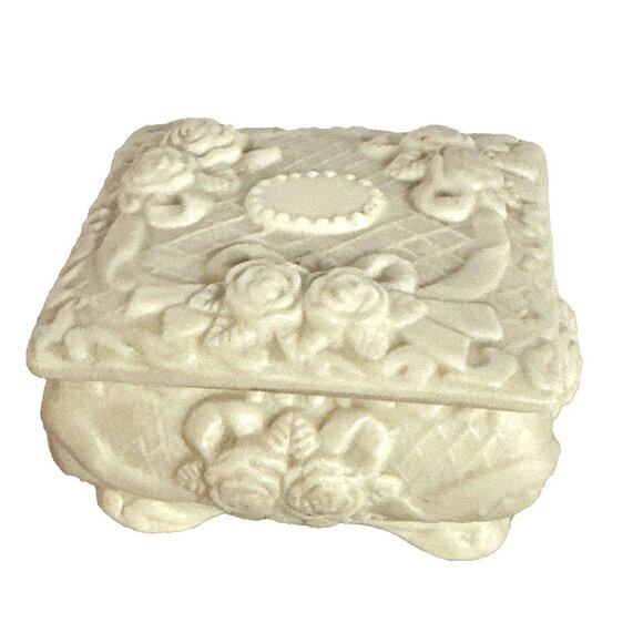 Coquette Bisque Trinket Jewelry Box Porcelain Lidded Roses Floral Vintage Velvet - Picture 1 of 8
